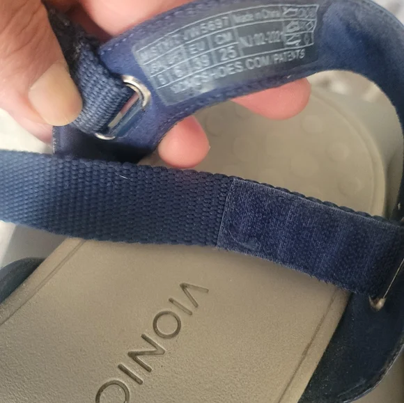 Vionic Sandals - Picture 2 of 5